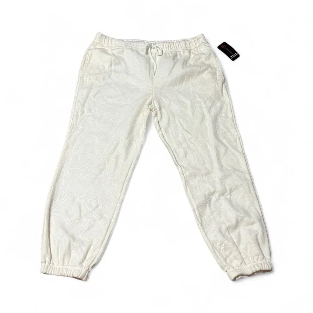 NWT No Boundaries Polar Fleece Embossed Joggers Butterflies Cream Size XXL